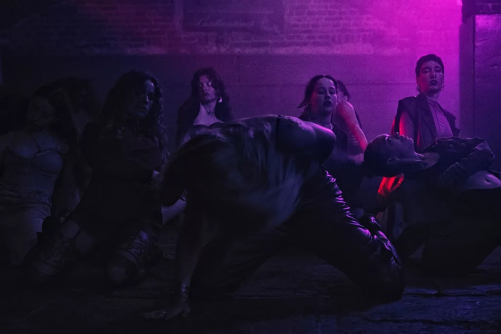 20250624_baksteen_mathilde-delval_laetitia-tin_8200-large